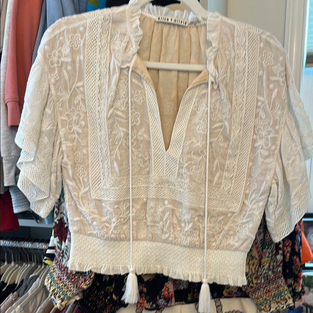 Alice + Olivia Cream Puff Sleeve Crop Blouse